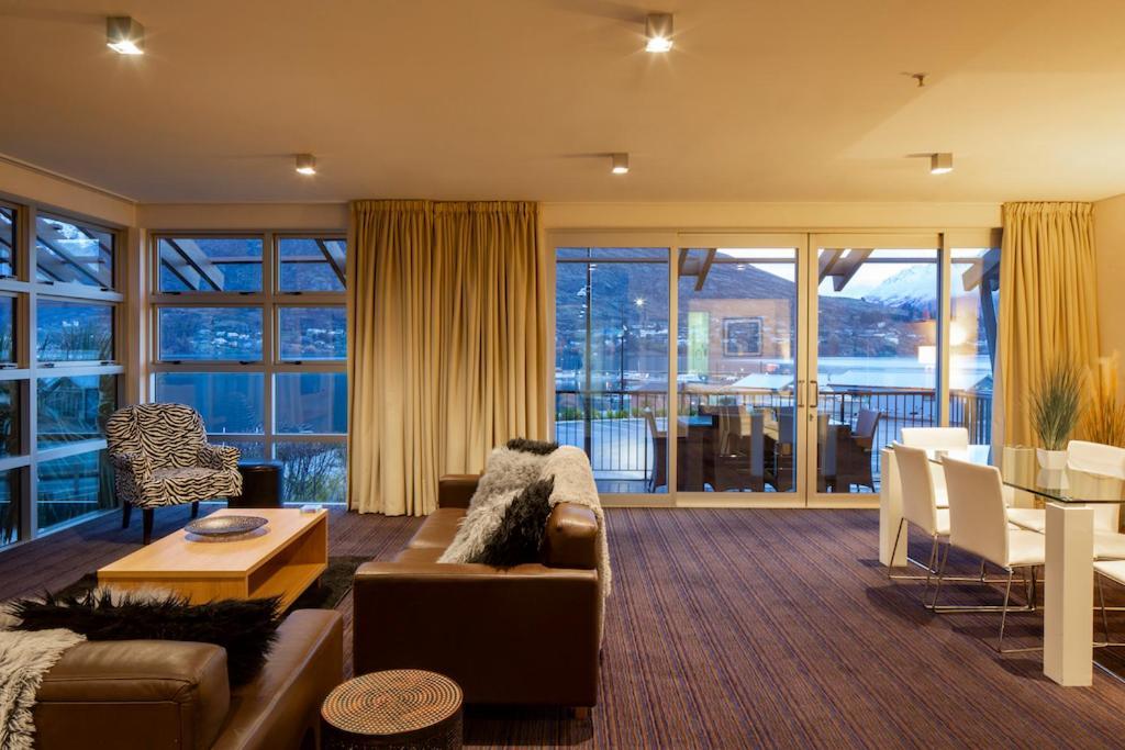 Absolute Lakefront Location - 3 Bedroom Apartment Queenstown Exterior foto